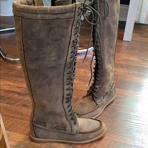 Bed Stu Cloudburst sustainable leather boots